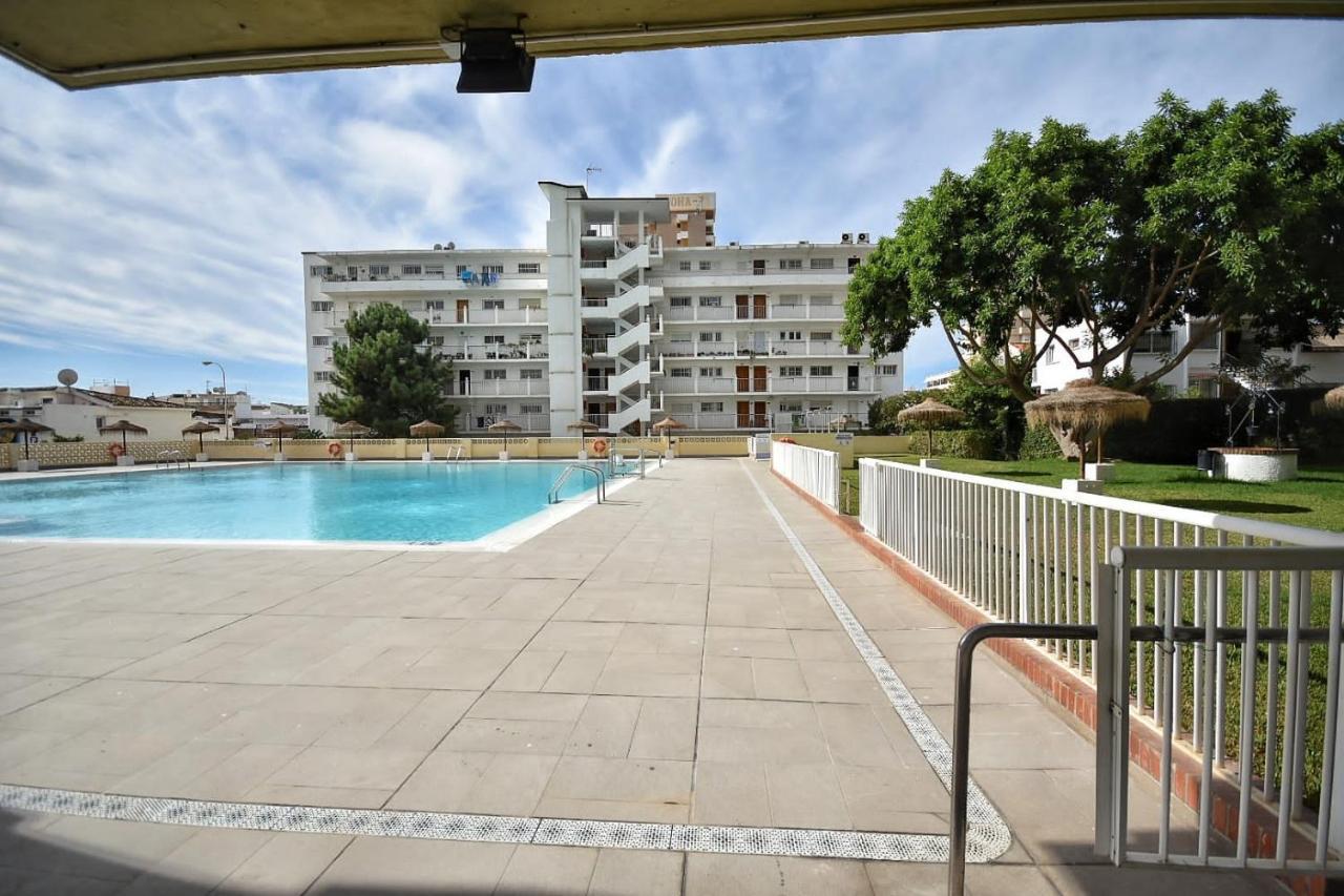 Apartamento Gran Carihuela Torremolinos Exterior foto